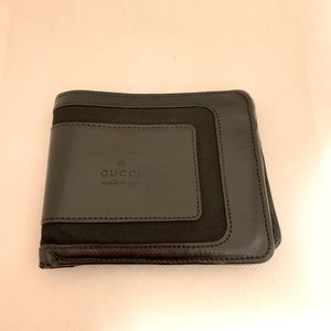 Authentic Gucci Black Leather/Nylon Men’s Wallet